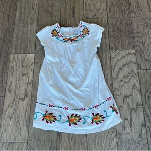 Baby GAP White Embroidered Floral Kids Dress size 4